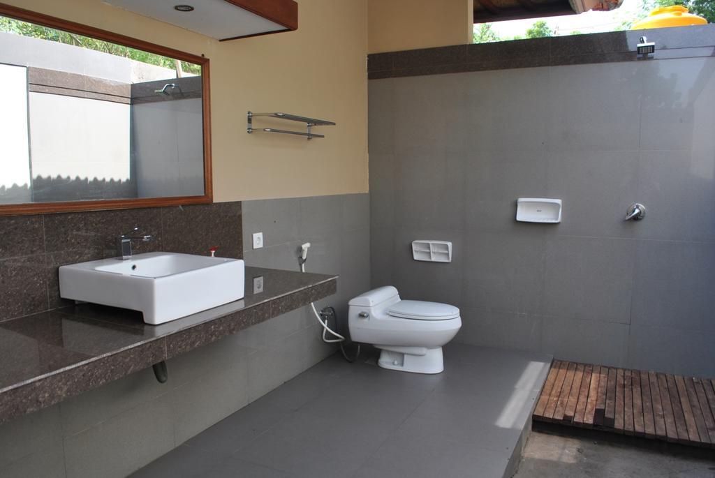 Kencana Garden Nusa Lembongan  Luaran gambar